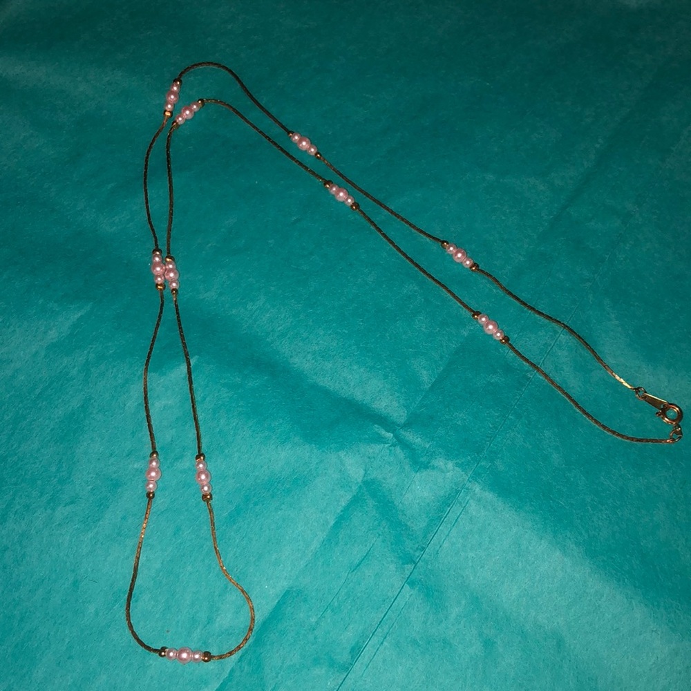 Costume pearl necklace